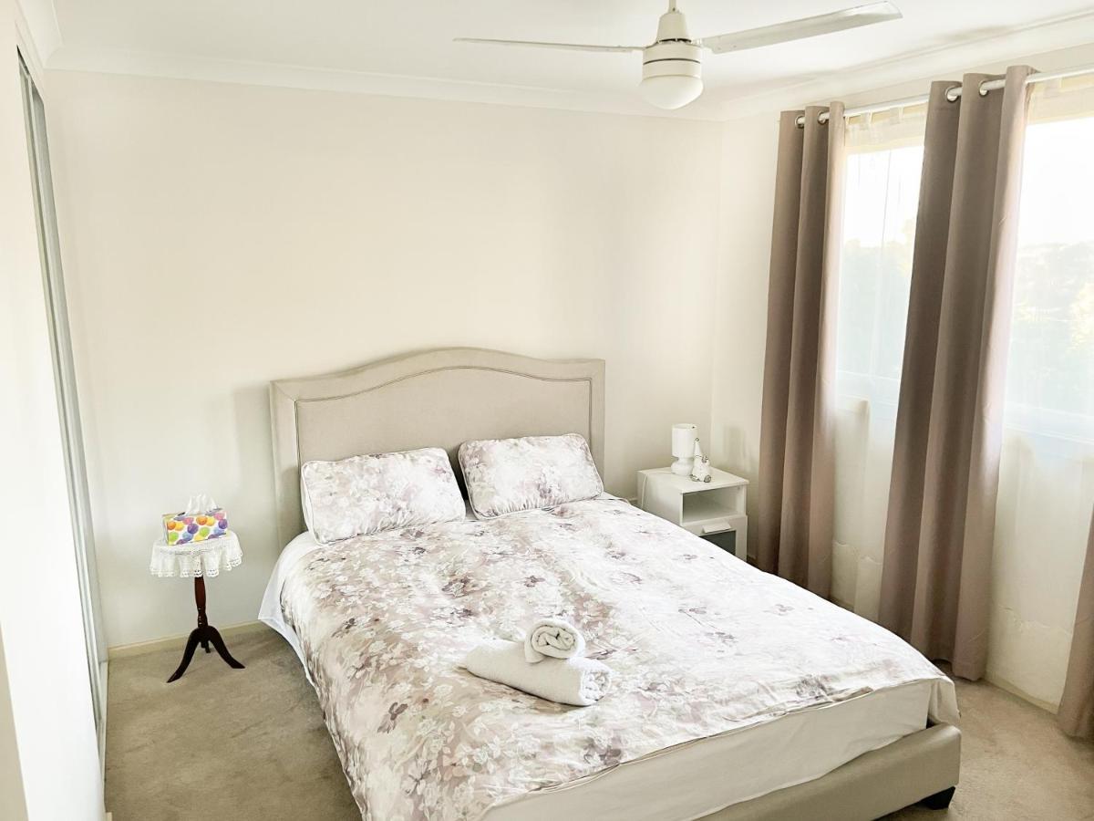Bright & Beautiful Home On The Hills! Kelmscott Luaran gambar